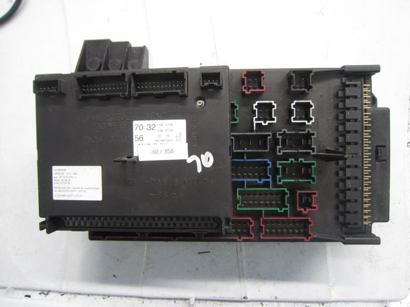 60-358 Scatola Fusibili Mercedes 163 545 70 32 1635457032 05 3710 56 363459   MERCEDES  ML