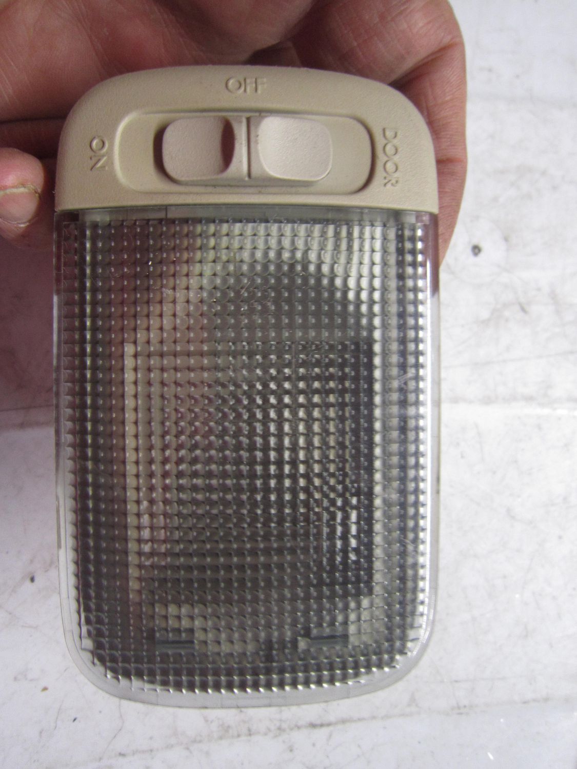 400-590 Plafoniera Illuminazione Subaru LUCE DI CORTESIA SUBARU  FORESTER