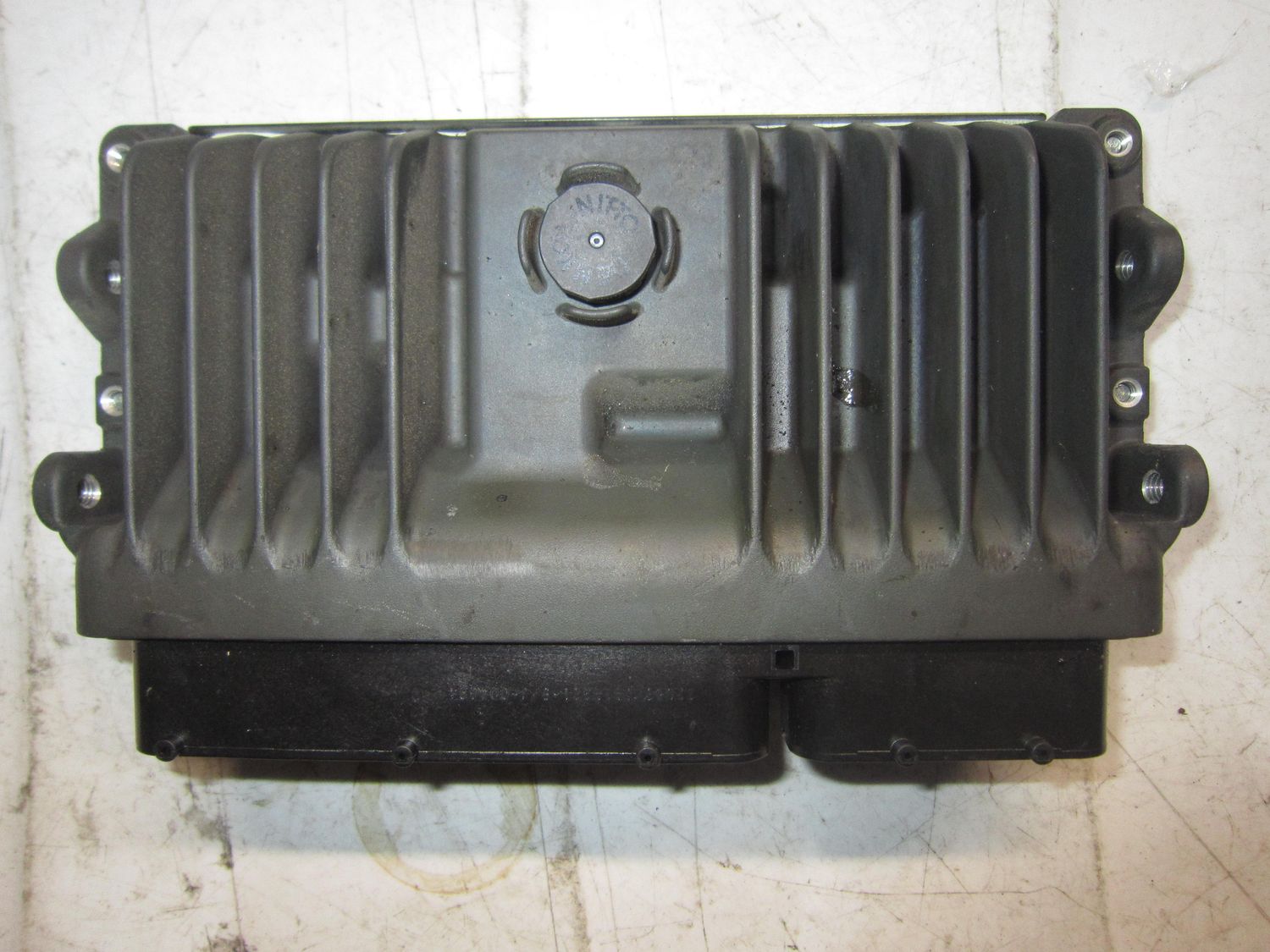 6-187 Centralina Motore Denso 89661-0UA00 896610UA00 MB283000-0241 Z7   TOYOTA Elettrica / Benzina YARIS