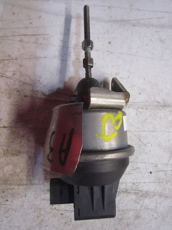 90-952 Attuatore Modulo del Turbo Audi 4011188AI   306029    AUDI Diesel A 3