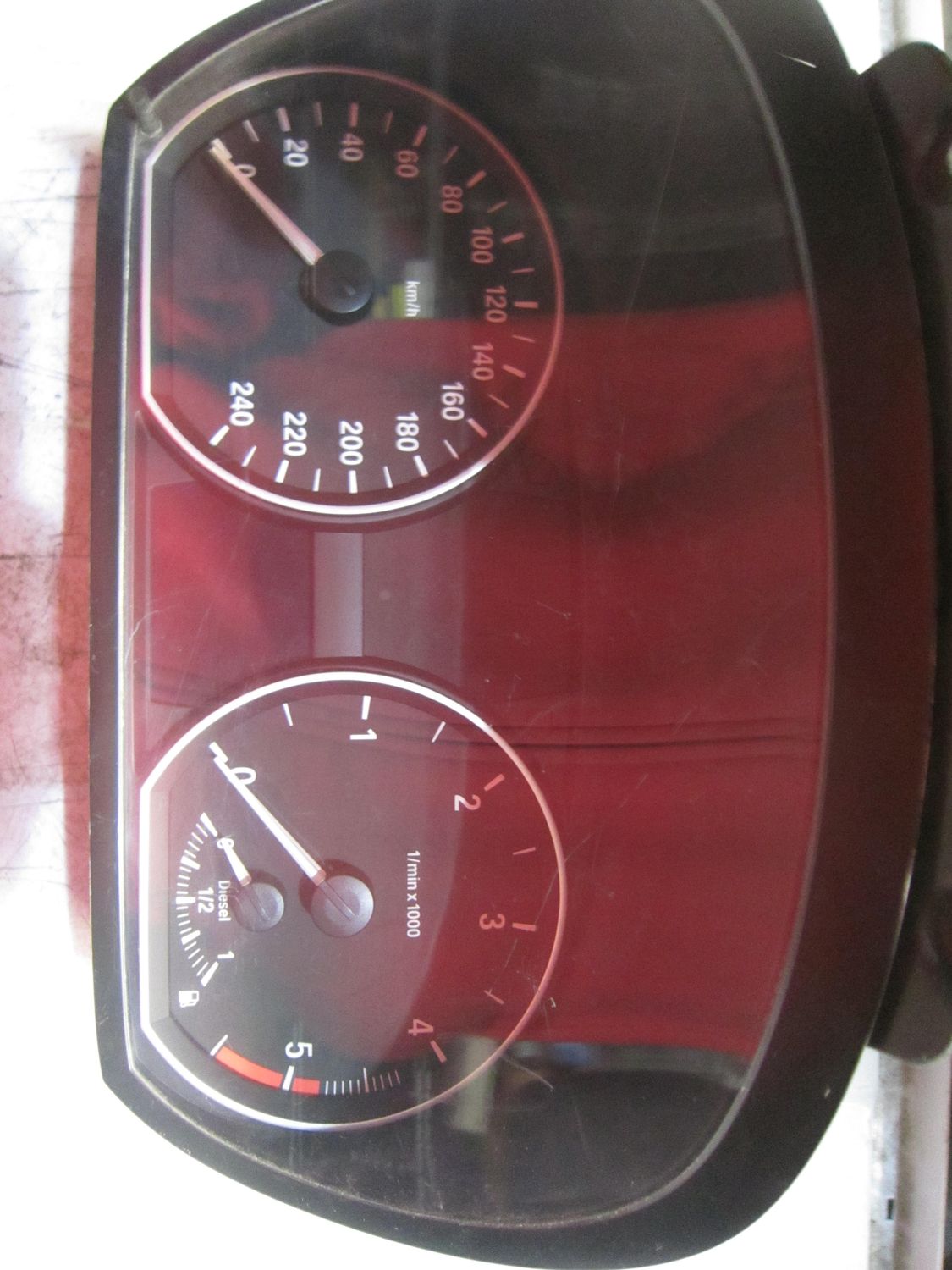 40-704 Quadro Strumenti / Contachilometri Borg 1041568         BMW Diesel Serie 1