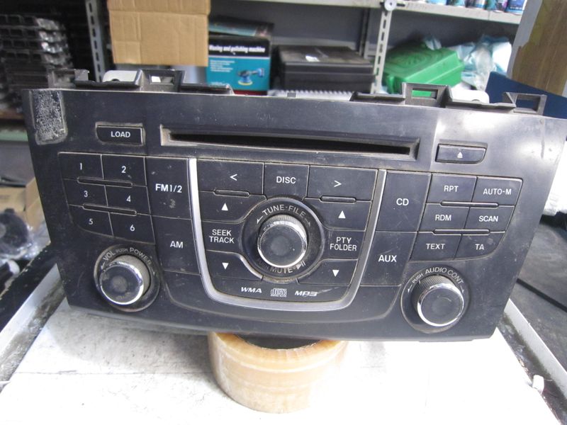 20-619 Autoradio Panasonic CG15 66 9R0 CG15669R0 CQ-JM00F0JT    MAZDA  5