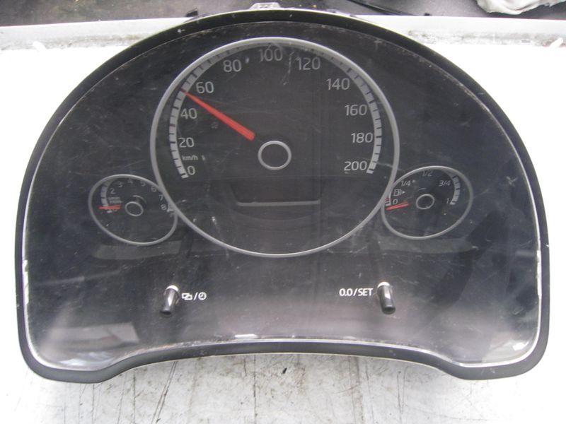 40-719 Quadro Strumenti / Contachilometri Volkswagen 1S0920 860D 1S0920860D MM7 KEC19.02 5550053206   VOLKSWAGEN Benzina UP