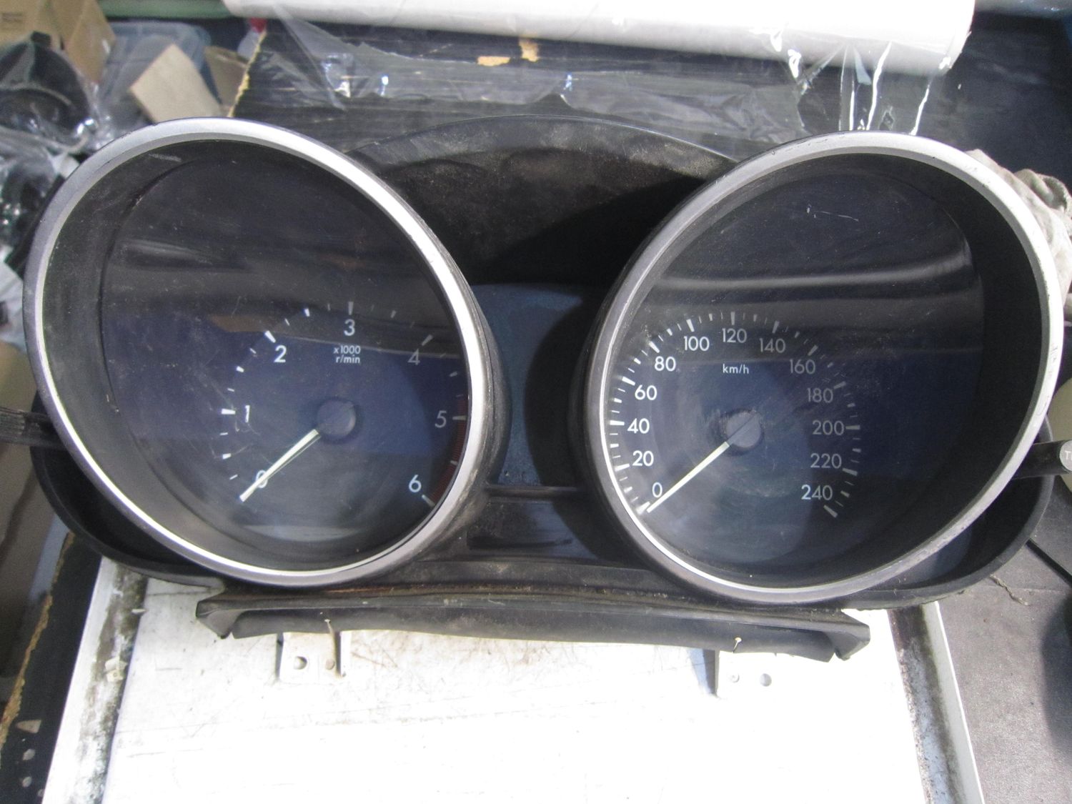 40-740 Quadro Strumenti / Contachilometri Mazda BBM6 55 480 BBM655480 K900    MAZDA Diesel 3