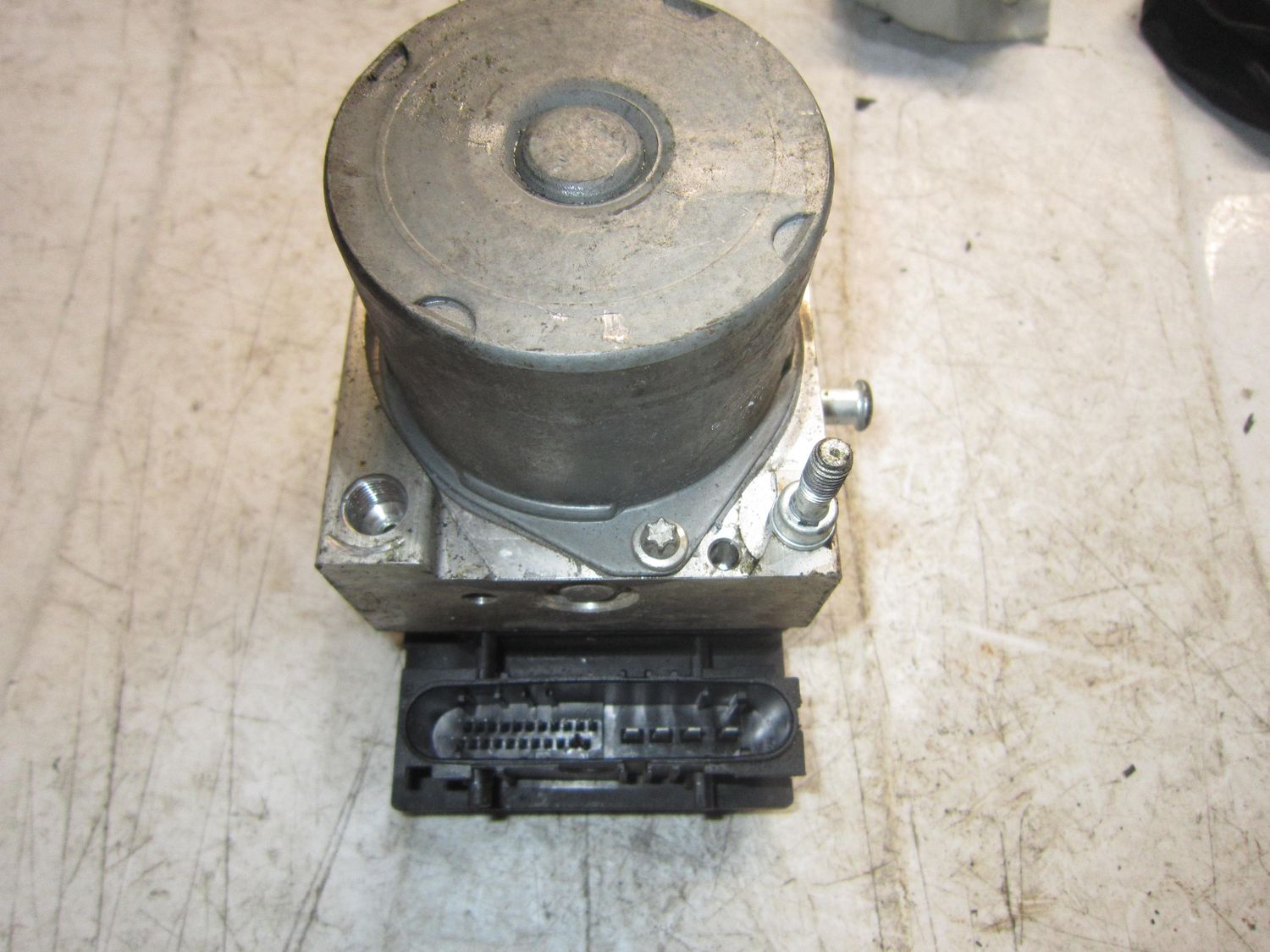 90-971 Pompa ABS Bosch 0 265 231 333 0265231333 8200 229 137 0 265 800 335   RENAULT  CLIO