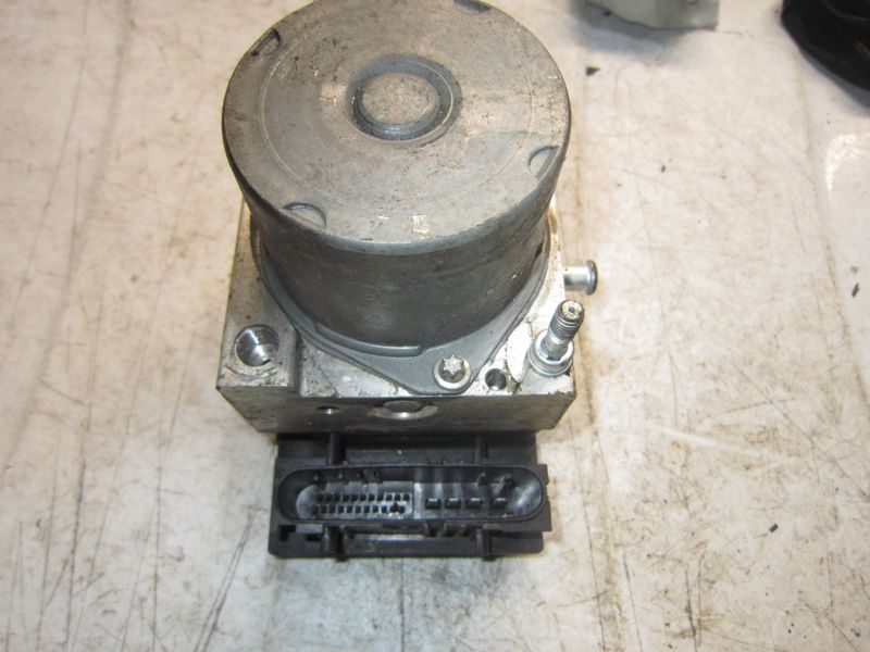 90-971 Pompa ABS Bosch 0 265 231 333 0265231333 8200 229 137 0 265 800 335   RENAULT  CLIO