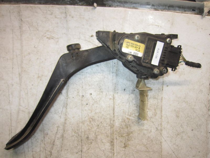 90-974 Pedale Acceleratore Hella Kg 7L0 723 507 B 7L0723507B 6PV 008 026-24    VOLKSWAGEN  TOUAREG
