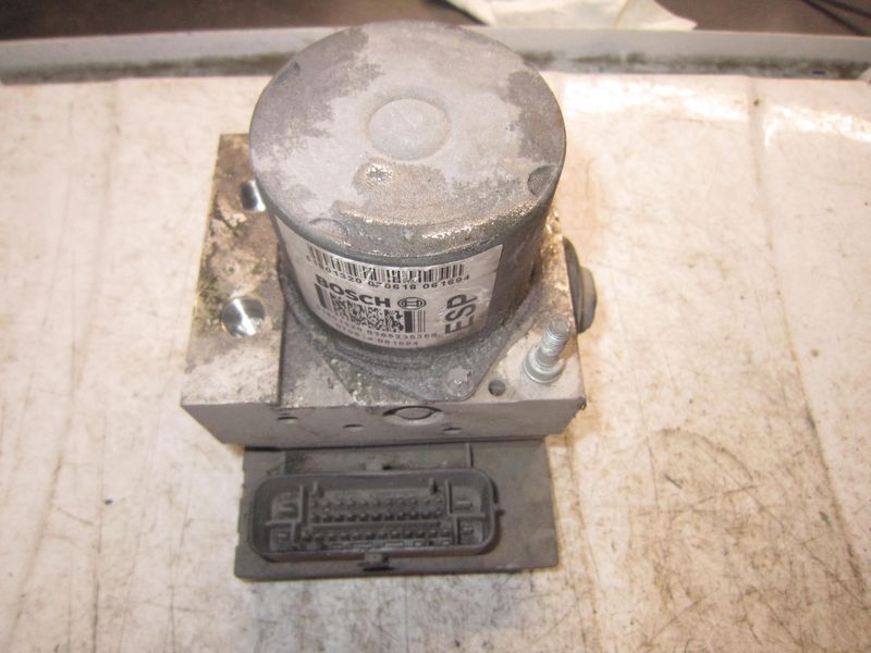 90-992 Pompa ABS Bosch 0 265 235 359 0265235359 51801320 0 265 950 712   FIAT  500