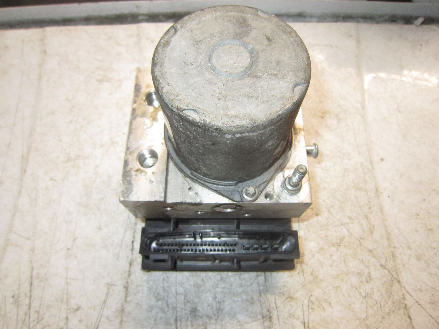 90-982 Pompa ABS Bosch 0 265 235 110 0265235110 58910-3E500 0 265 950 564   KIA  SORENTO