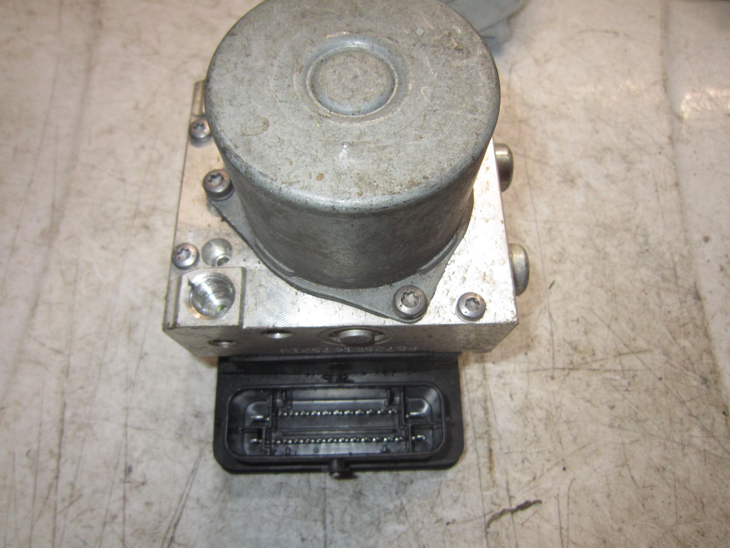 90-1002 Pompa ABS Trw 1S0 614 517 Q 1S0614517Q A006K132 54086612M A006M375  VOLKSWAGEN  UP