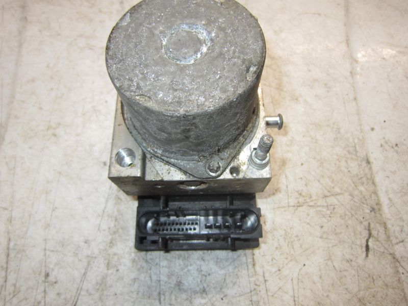 90-1003 Pompa ABS Bosch 0 265 231 516 0265231516 8200 334 969 0 265 800 411   RENAULT  CLIO