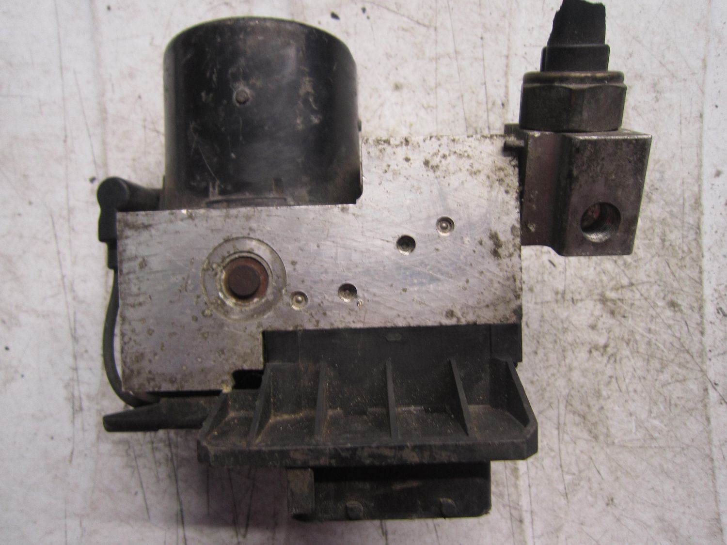 90-1055 Pompa Abs Bosch 0 265 202 433 0265202433 A 004 431 74 12    MERCEDES  Varie