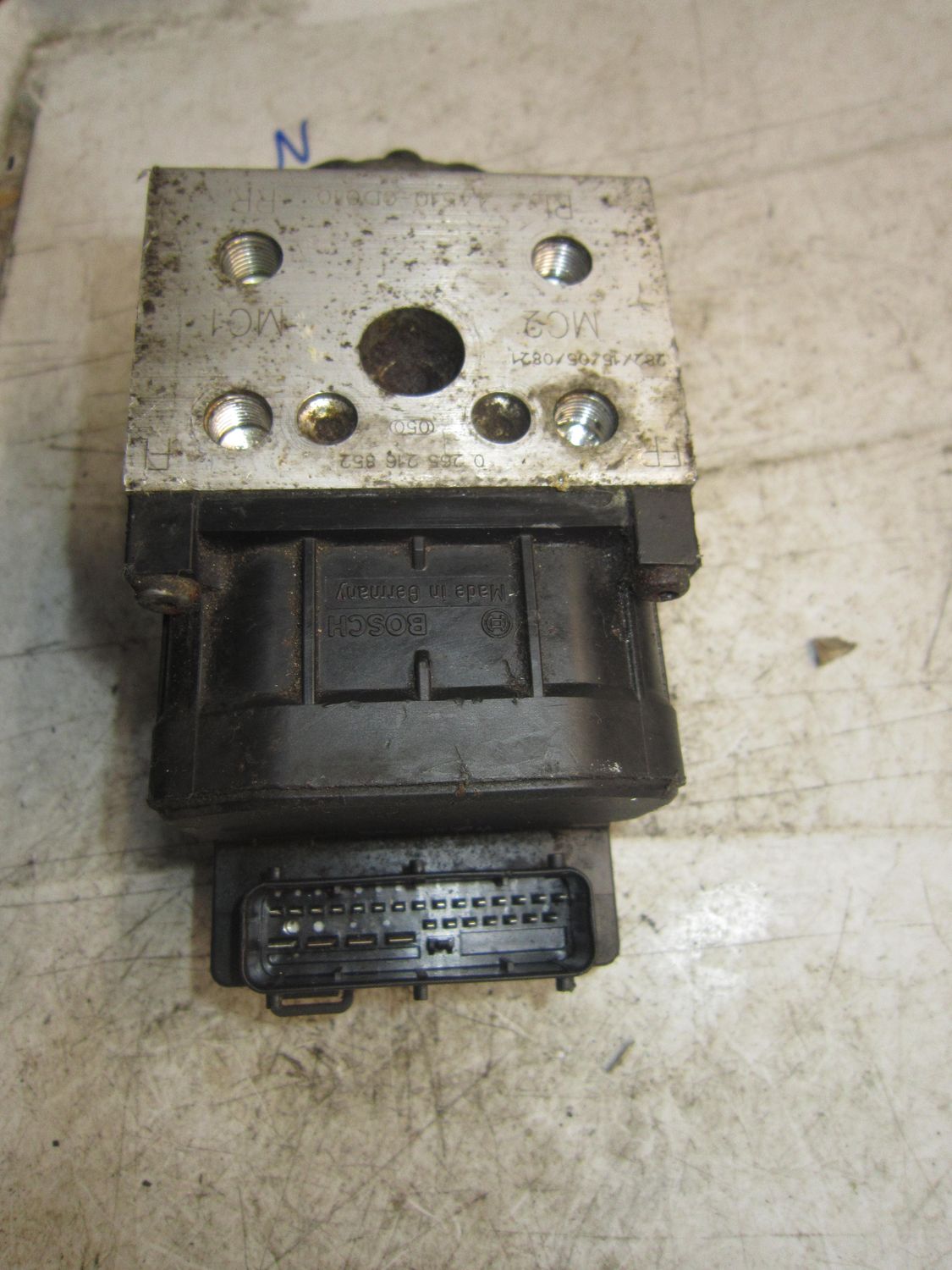 90-1107 Pompa Abs Bosch 0 273 004 572 0273004572 0 265 216 852 44510-0D010     TOYOTA  YARIS