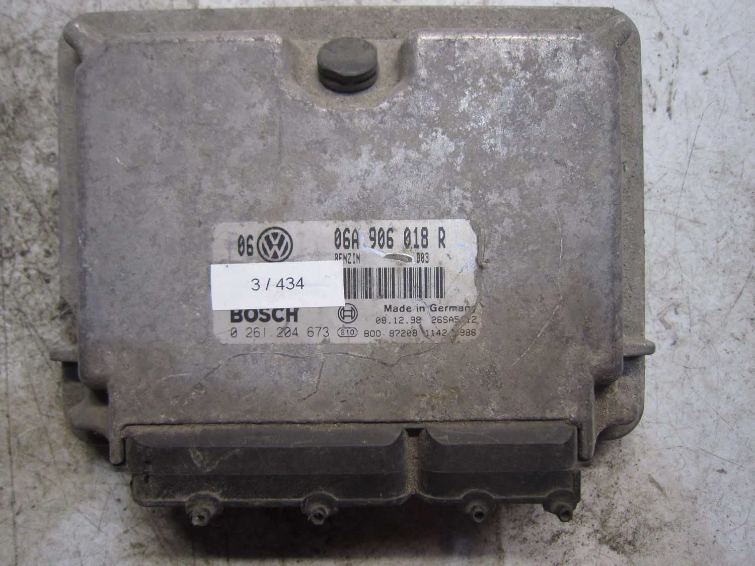 3-434 Centralina Motore Bosch 0 261 204 673 0261204673 06A 906 018 R 26SA5412   VOLKSWAGEN Benzina GOLF