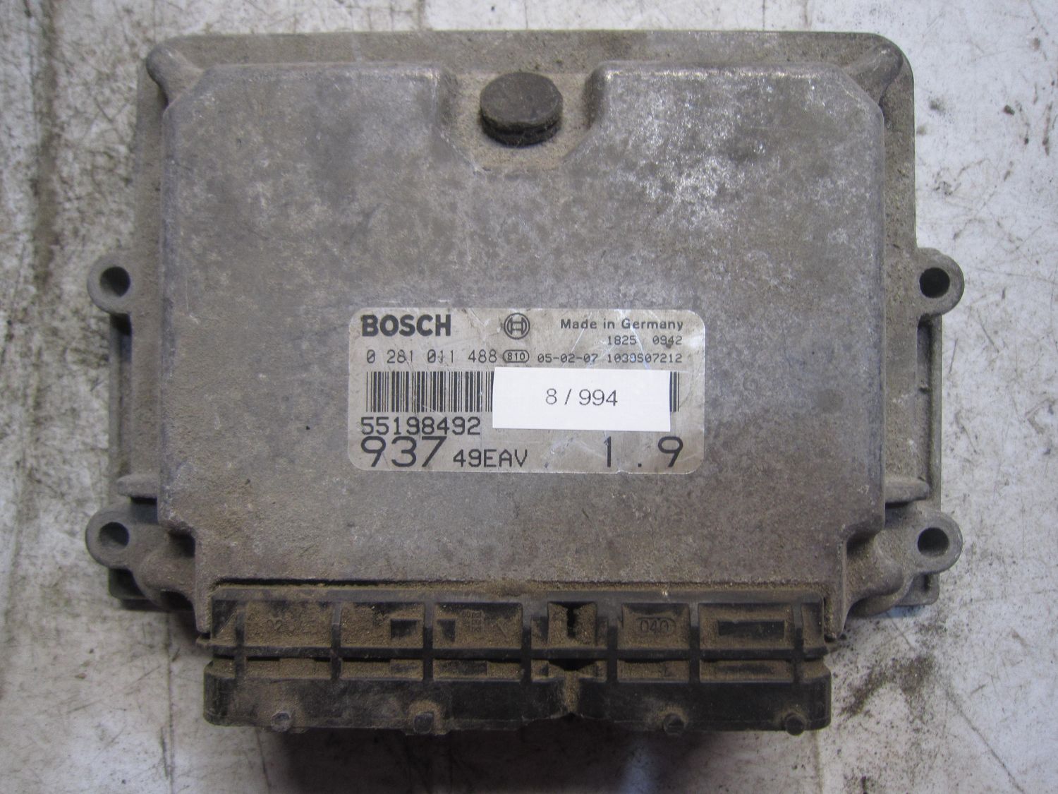 8-994 Centralina Motore Bosch 0 281 011 488 0281011488 55198492 1039S07212 937 49EAV 1.9  ALFA ROMEO Diesel 147