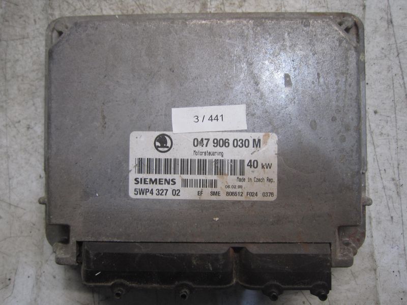 3-441 Centralina Motore Siemens 5WP4 327 02 5WP432702 047 906 030 M    SKODA Benzina FELICIA