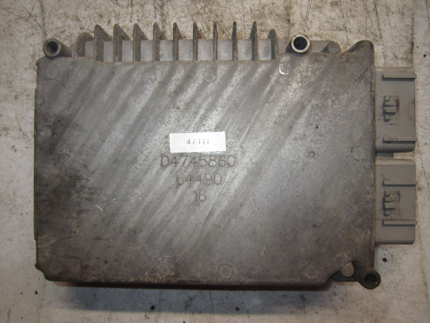 4-111 Centralina Motore Chrysler 04745860   P04727288A0 YNCAD Attenzione Attenzione CHRYSLER Diesel Pt Cruiser