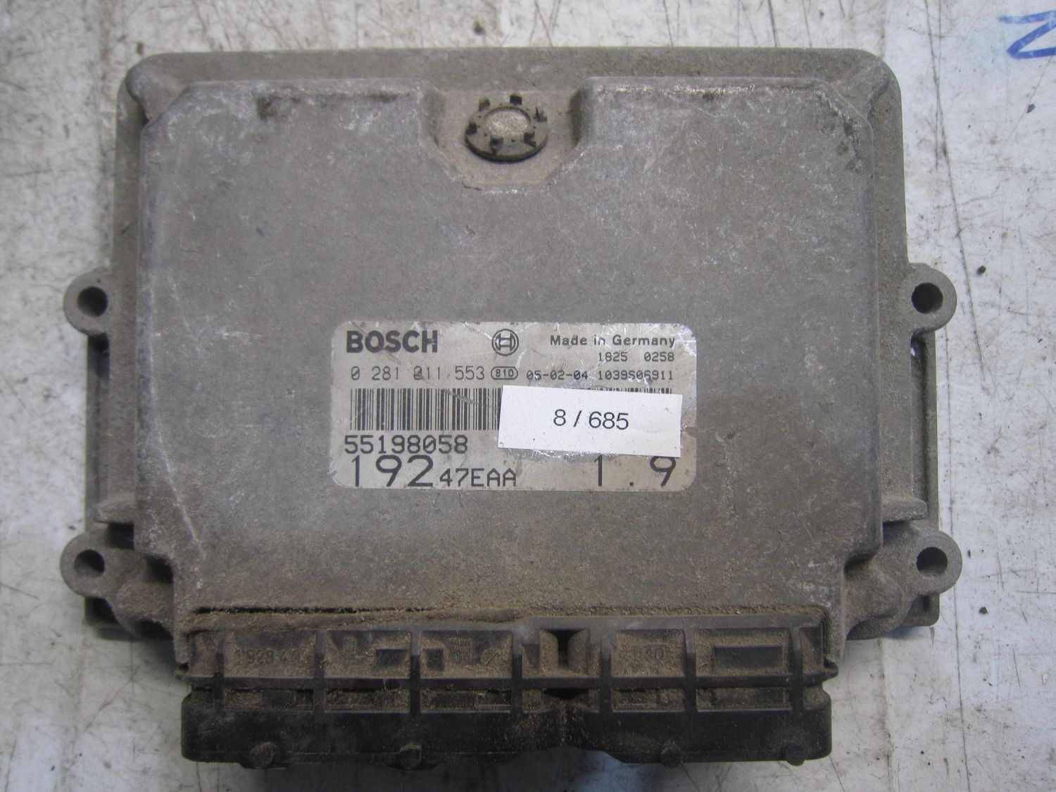 8-685 Centralina Motore Bosch 0 281 011 553 0281011553 55198058 1039S06911 19247EAA 1.9  FIAT Diesel Stilo