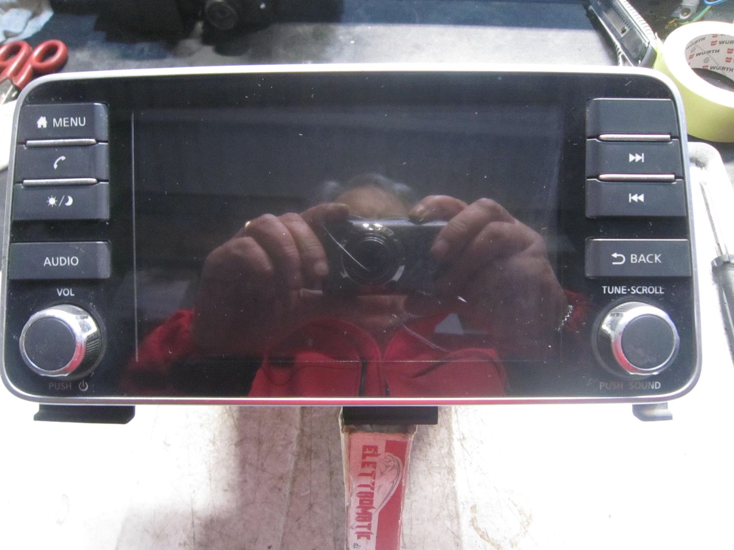 20-638 Autoradio Bosch 2591A5FA6D   7 503 751 216 YBN-AIVICMFB0   NISSAN  MICRA
