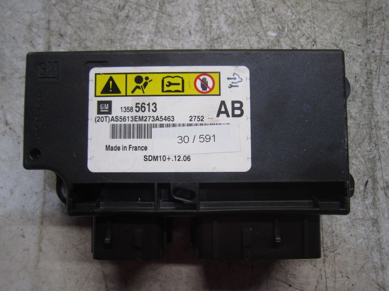 30-591 Centralina Airbag Gm 13585613   AB    OPEL  ASTRA