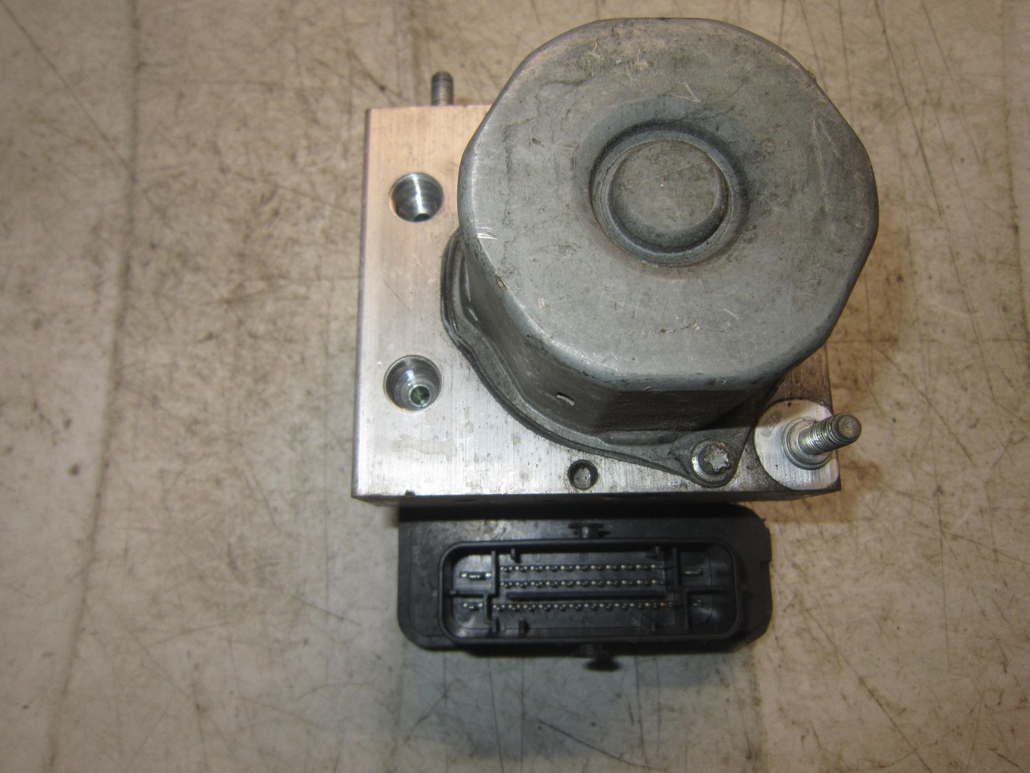 90-1133 Pompa ABS Bosch 6R0 614 517 AL 6R0614517AL 0 265 242 335 0 265 956 084 6R0 907 379 BA  VOLKSWAGEN  Varie