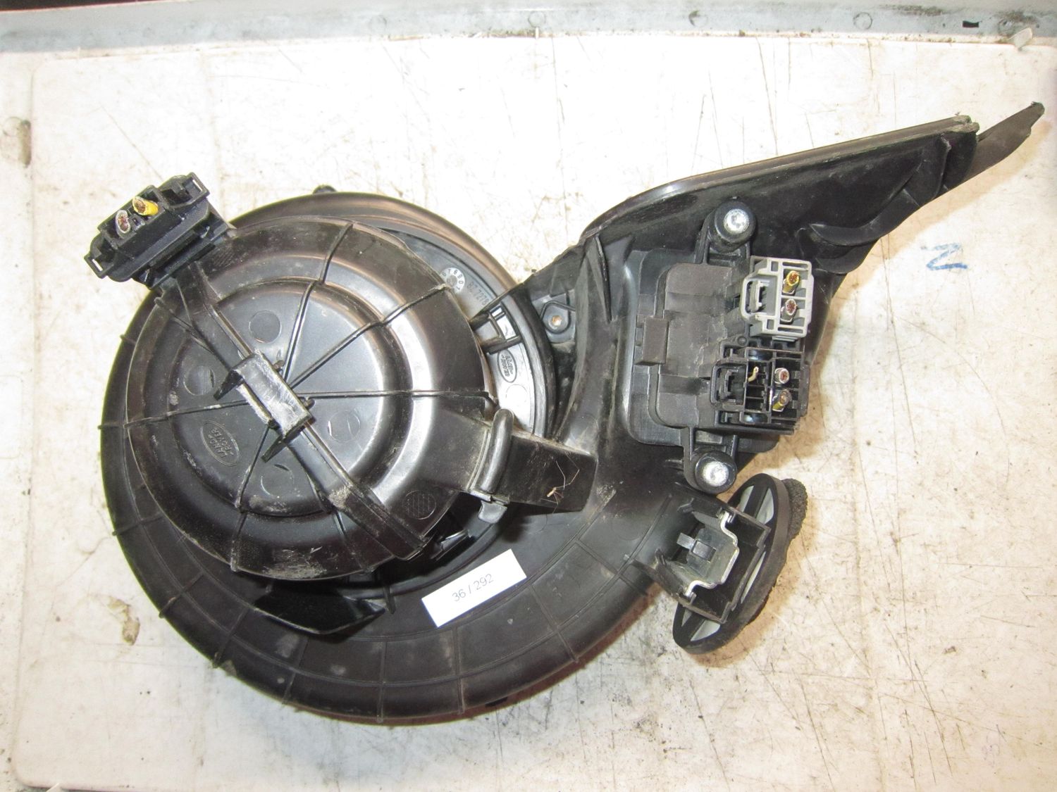 36-292 Ventola Riscaldamento Behr 9415188   DU228001    LAND ROVER  EVOQUE