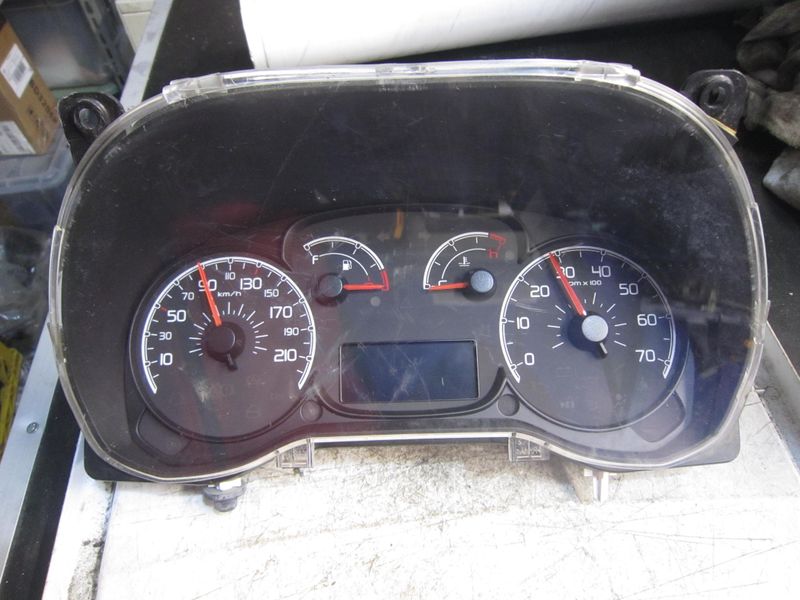 40-757 Quadro Strumenti / Contachilometri Alfa Romeo / Fiat / Lancia 503005160906   51942586 5550011005   FIAT Benzina / Metano DOBLO'