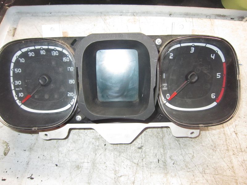 40-761 Quadro Strumenti / Contachilometri Alfa Romeo / Fiat / Lancia 51976465   503005340708 D369     FIAT Diesel Panda