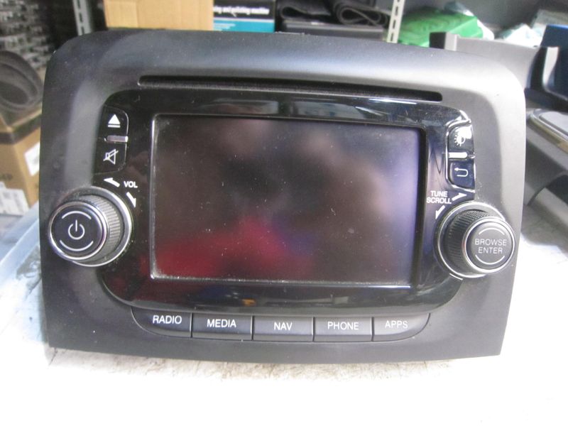 20-642 Navigatore Continental 07356523460   814950 A2C390423017 FIAT 330 VP2 ECE DAB NAV WO RVC  FIAT  500