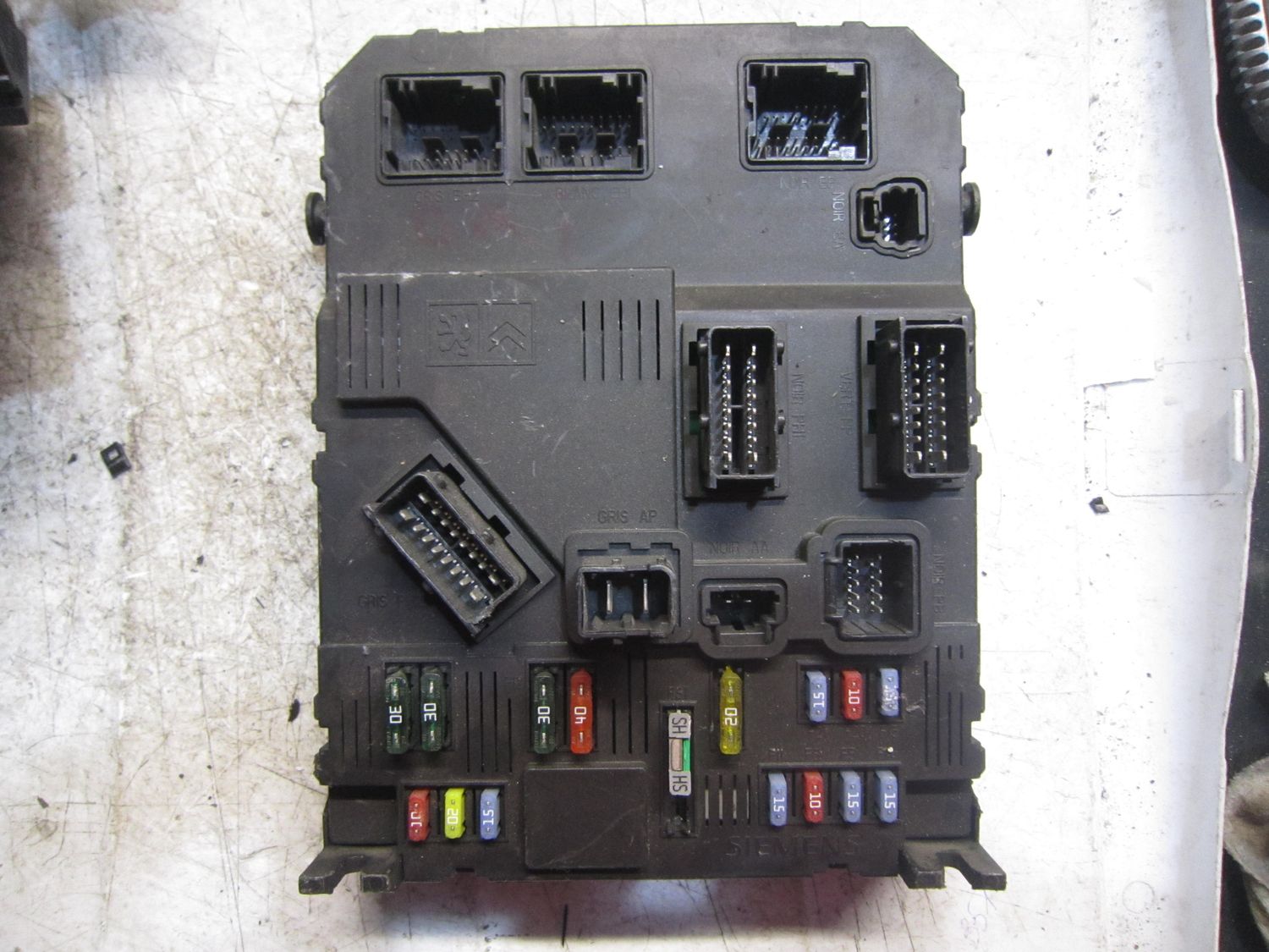 50-696 Body Computer Siemens S118085220     BSI E02-00   CITROEN / PEUGEOT Diesel Varie