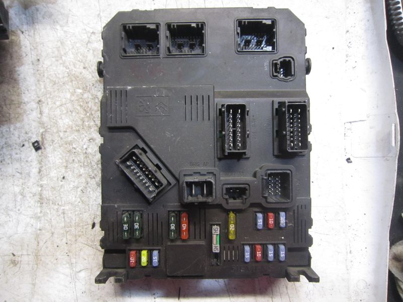50-696 Body Computer Siemens S118085220     BSI E02-00   CITROEN / PEUGEOT Diesel Varie