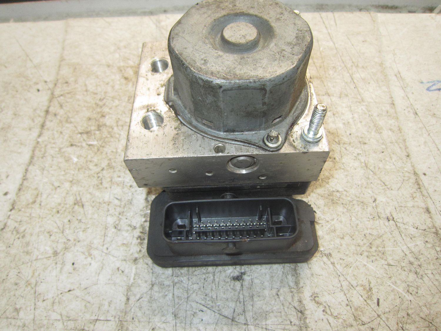 90-1223 Pompa ABS Bosch 0 265 243 906 0265243906 51965448 0 265 956 367 0265243906 00519654480 FIAT  Panda