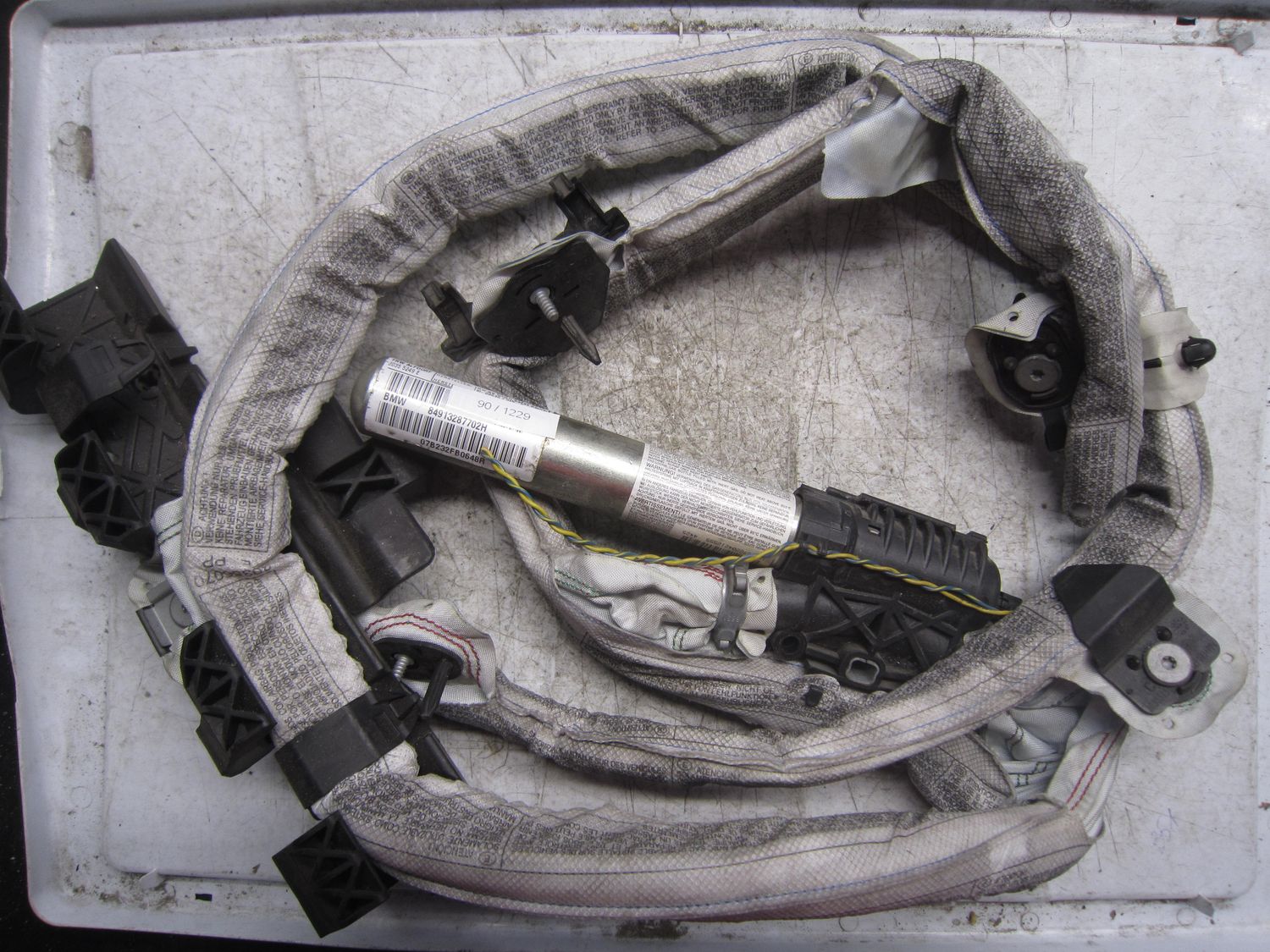 90-1229 Airbag a tetto laterale sinistro Trw 84913287702H       BMW  SERIE 1
