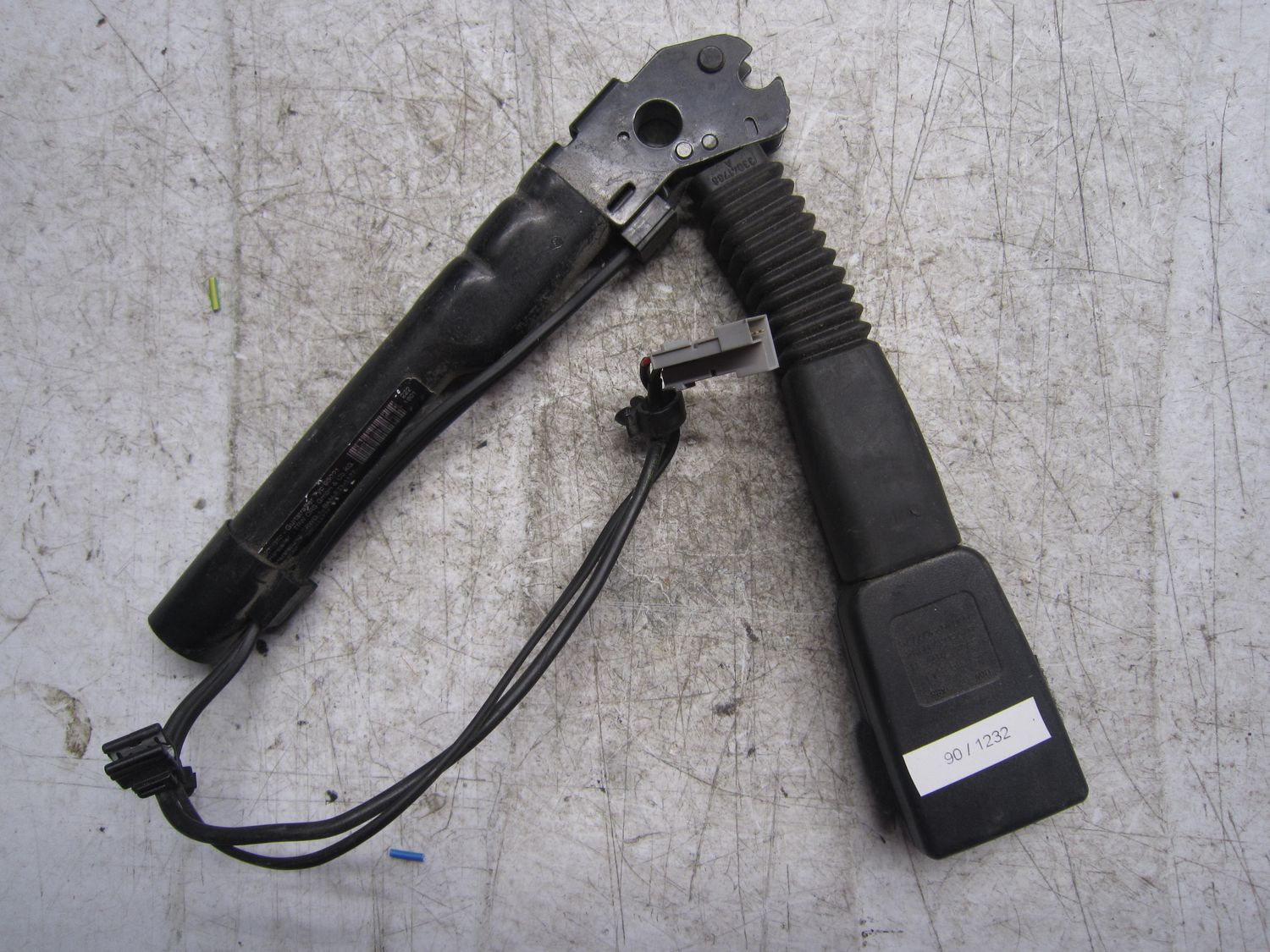 90-1232 Pretensionatore Sedile Anteriore Destro Trw 95031   33044477F     BMW  SERIE 1