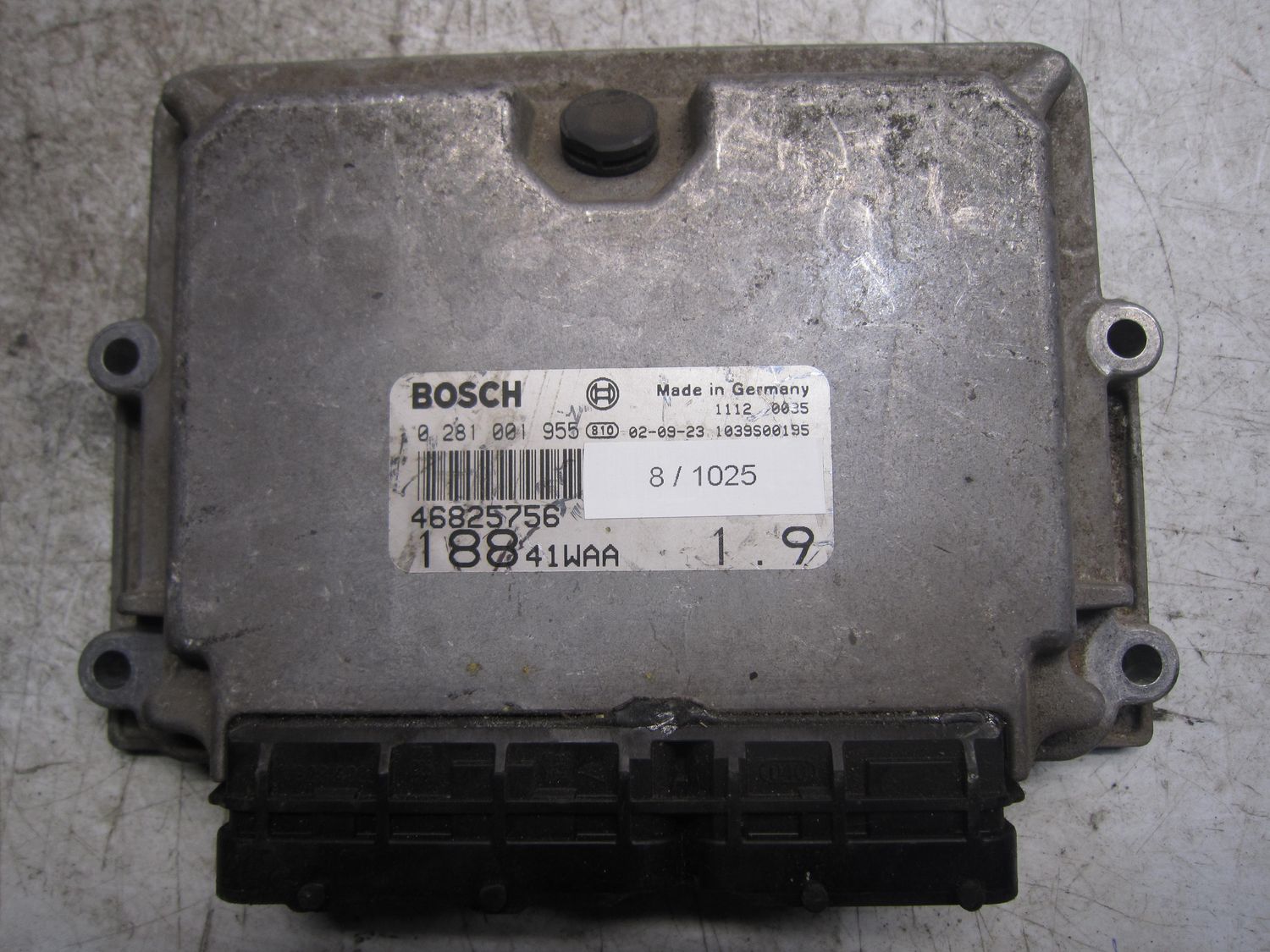 8-1025 Centralina Motore Bosch 0 281 001 955 0281001955 46825756 1039S00195 18841WAA  FIAT Diesel Punto