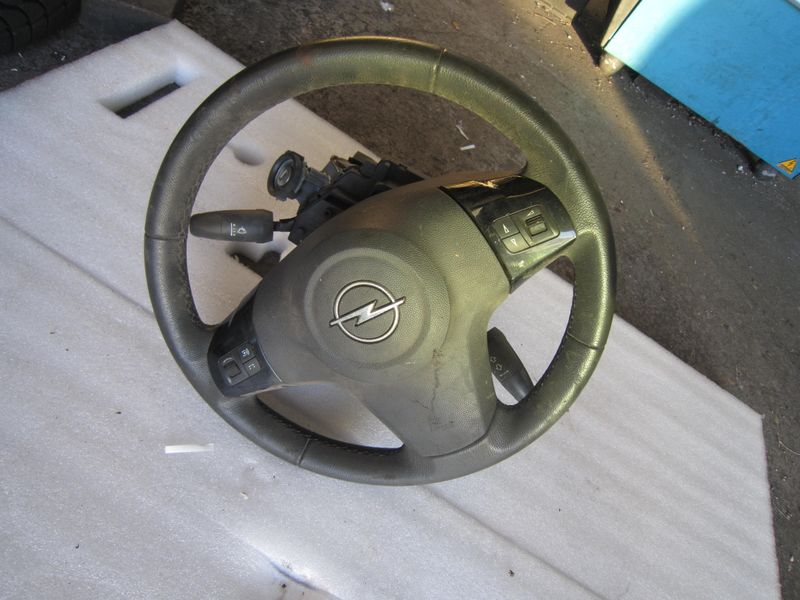 90-1240 Piantone Sterzo Opel 56155         OPEL  CORSA