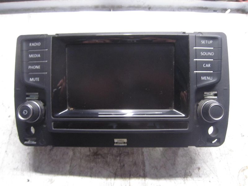 20-665 Frontalino Volkswagen 5G0 919 605 5G0919605       VOLKSWAGEN  Golf