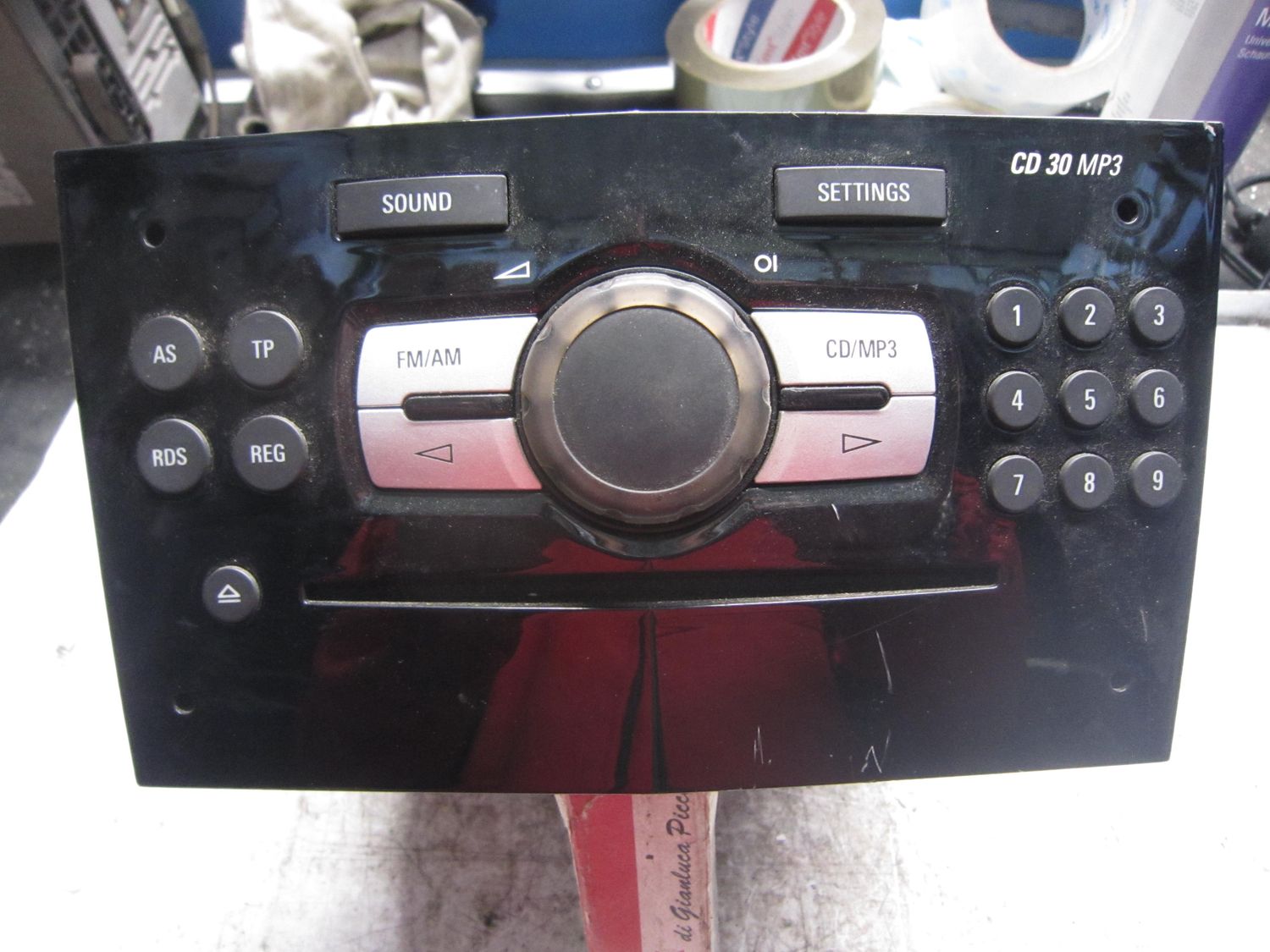 20-705 Autoradio GM 497 316 088 497316088 UZU CD 30 MP3 HF   OPEL  CORSA