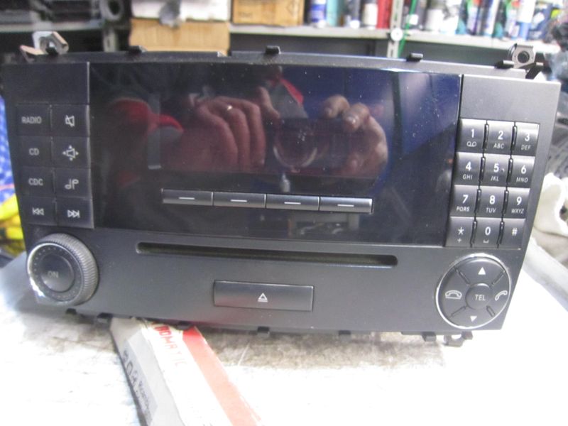 20-673 Autoradio Mercedes A 203 870 36 89 A2038703689 MF2530    MERCEDES  Classe C