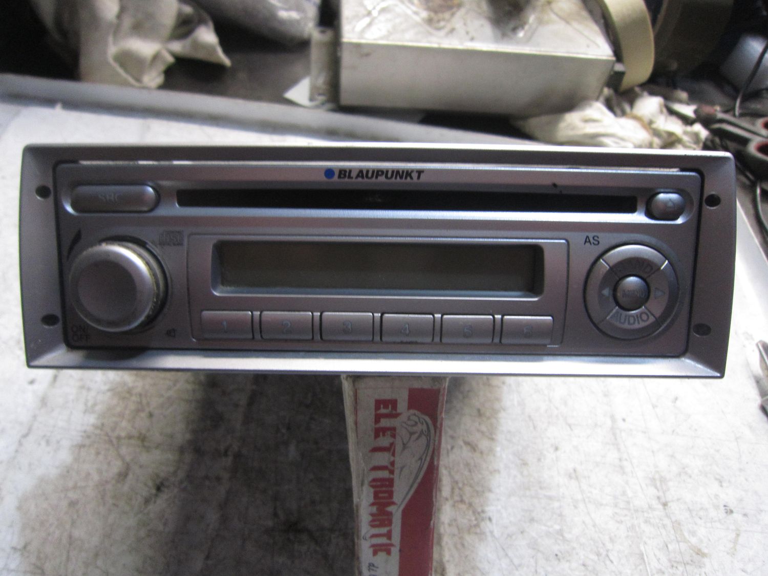 20-680 Autoradio Blaupunkt 7 354 737 516 7354737516 7 648 737 516    LANCIA  YPSILON