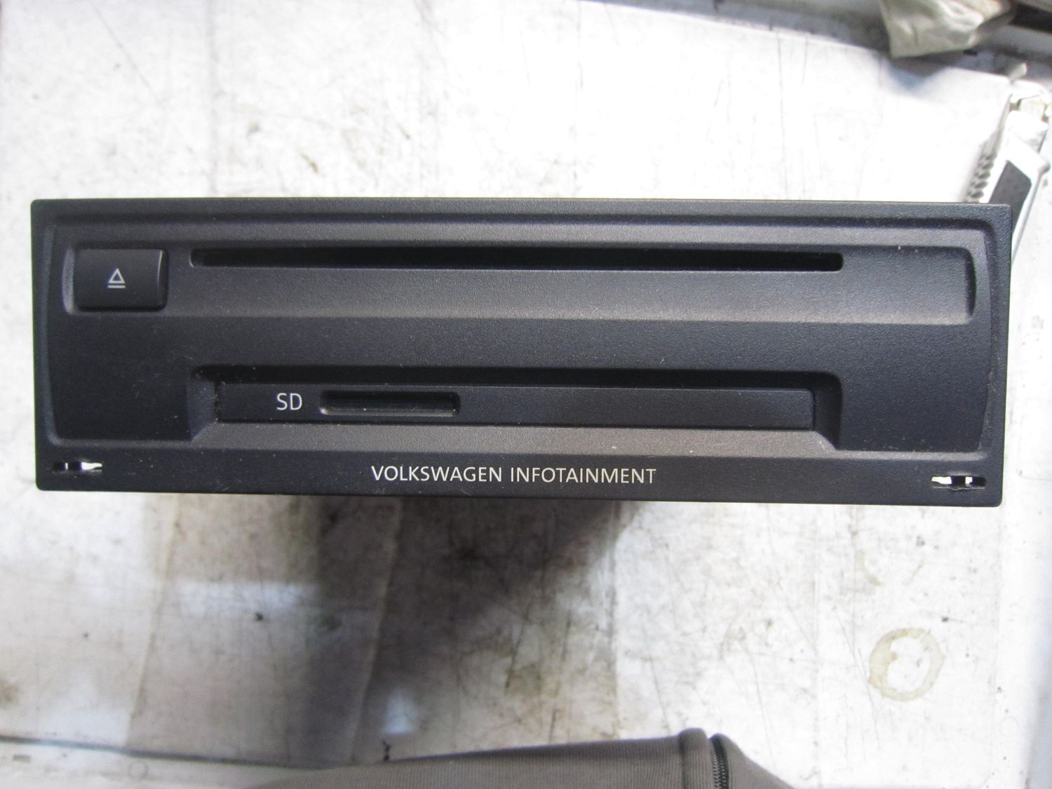 20-679 Cambia Cd Volkswagen 5G0 035 819 A 5G0035819A     VOLKSWAGEN  Golf