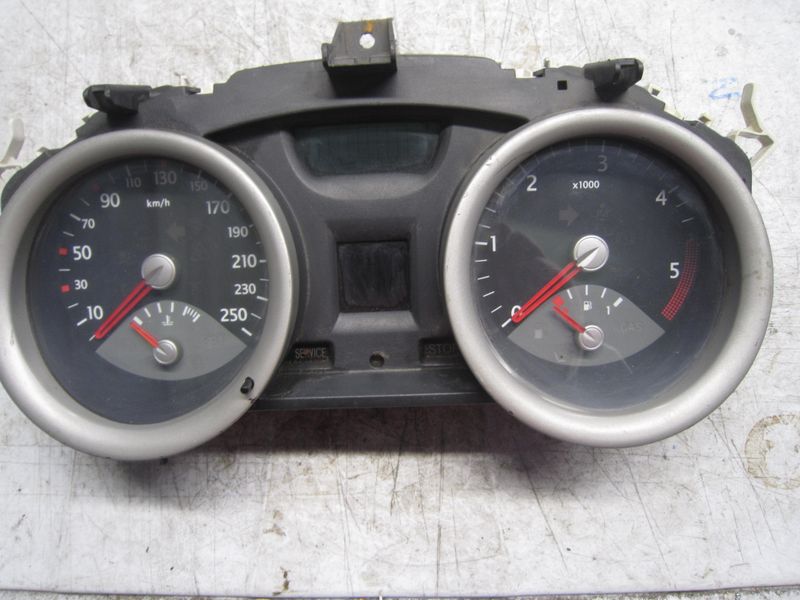40-777 Quadro Strumenti / Contachilometri Visteon 8200399700   351 1 0419    RENAULT Diesel MEGANE
