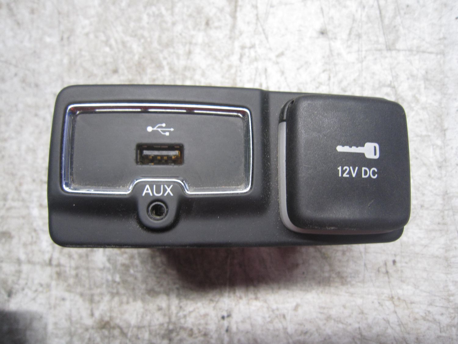 70-870 Modulo USB Delphi 07356934240       JEEP  RENEGADE