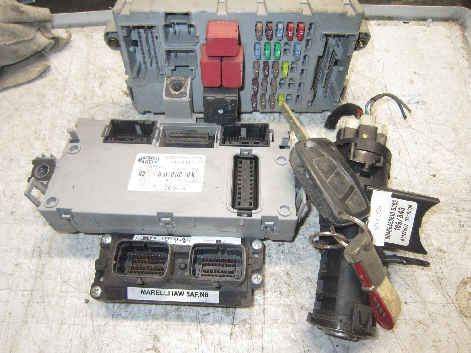 95-359 Kit Motore Alfa Romeo / Fiat / Lancia  5AF.N8   51786801 503440110105 NBC843.01 00468453610 + CHIAVE LANCIA Benzina Ypsilon
