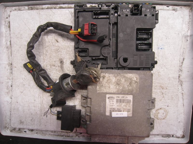95-378 Kit Motore Citroen / Peugeot IAW 1AP.81   9636727080  BSI T1 9627269180  BLOCCHETTO + CHIAVE PEUGEOT Benzina 206