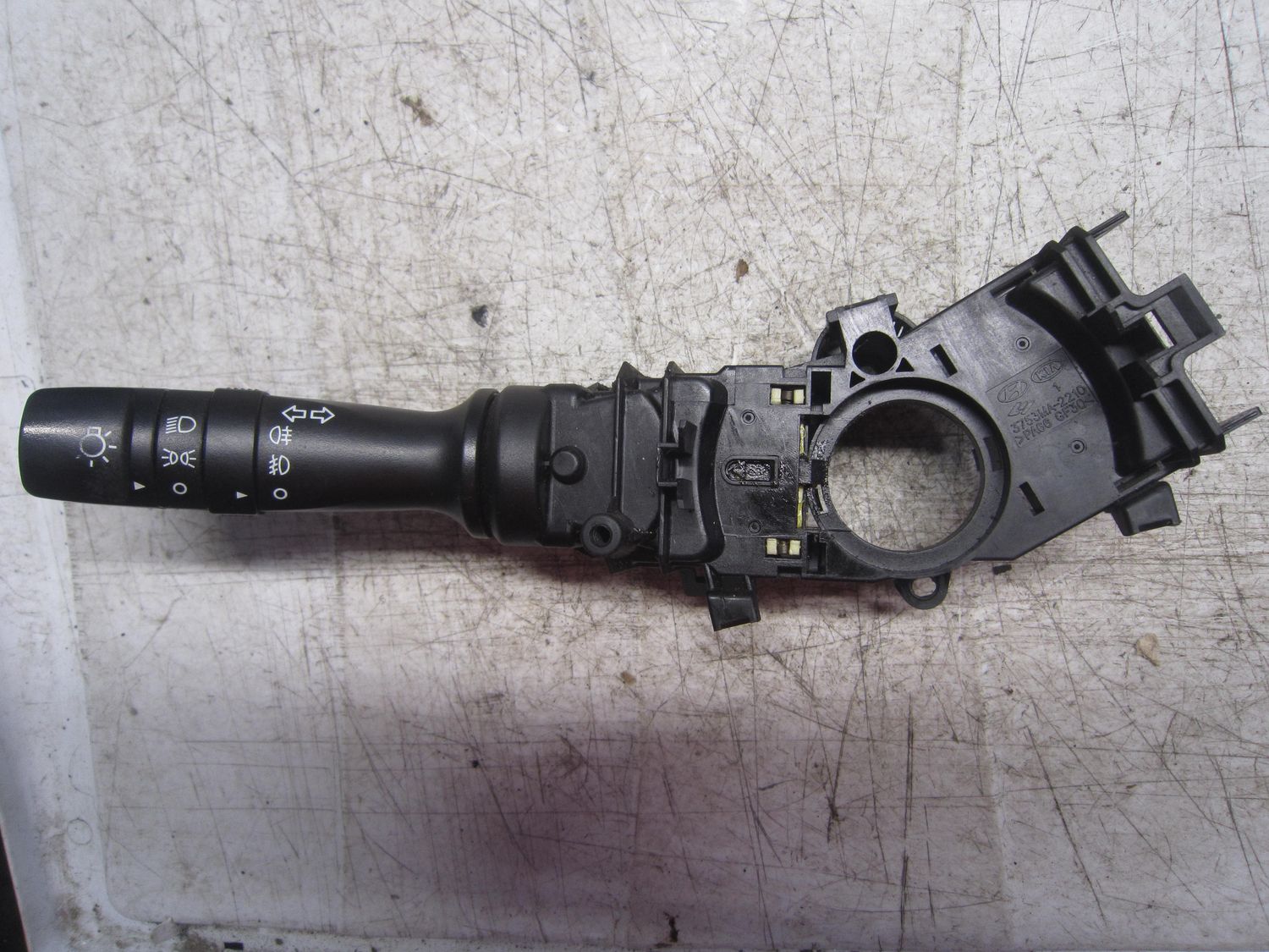 300-307 Comando Luci Devioluci Frecce Tergi Cruise Hyundai 3753MA-2210 3753MA2210      HYUNDAI  I 30