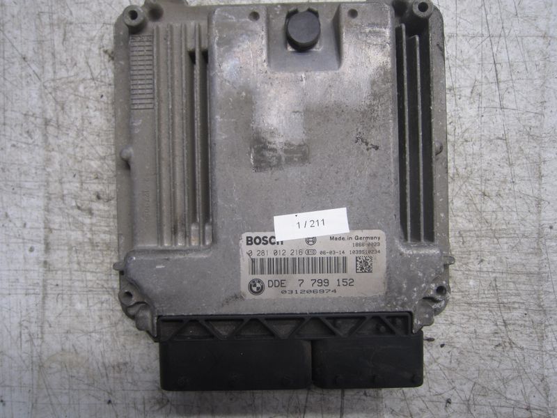 1-211 Centralina Motore Bosch 0 281 012 216 0281012216 7 799 152 1039S10234   MINI Diesel One