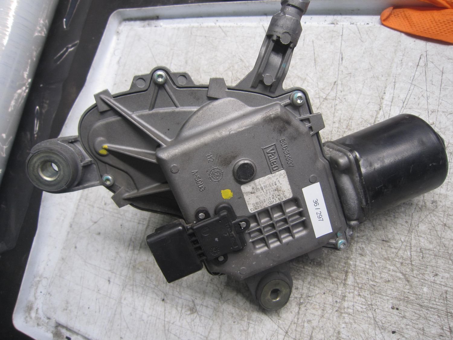 36-297 Motorino Tergicristallo Valeo 53630337   ANTERIORE SINISTRO   CITROEN  C 4