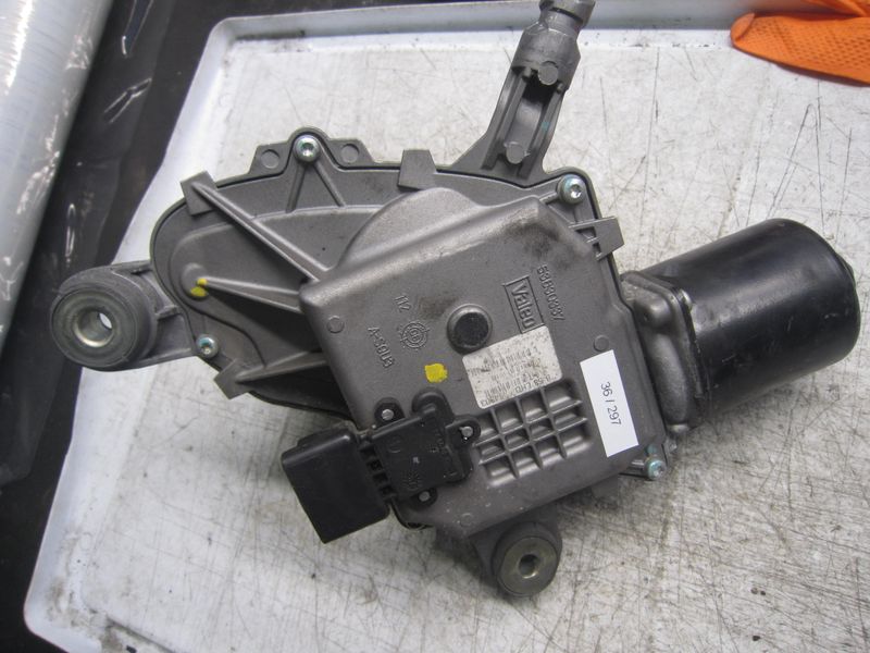 36-297 Motorino Tergicristallo Valeo 53630337   ANTERIORE SINISTRO   CITROEN  C 4