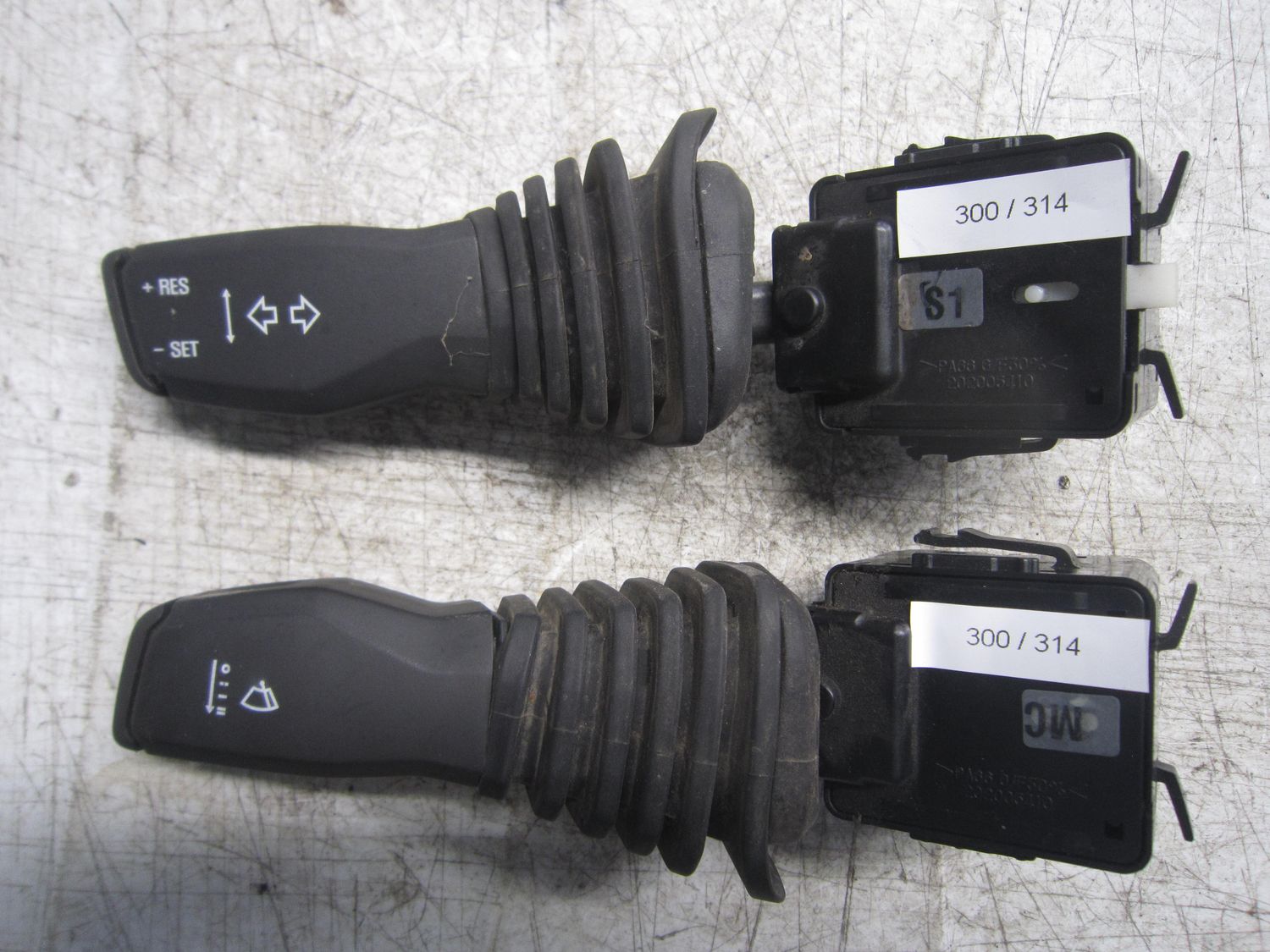 300-314 Comando Luci Devioluci Frecce Tergi Cruise Chevrolet 202005410   S1 202005410 MC  CHEVROLET  CAPTIVA